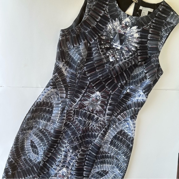 H&M Gemstone/ Diamond Print Sleeveless Dress - Picture 6 of 9